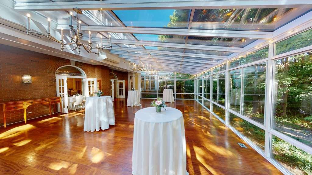 Avon Old Farms Hotel Facilidades foto