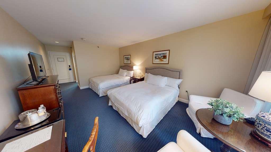 Avon Old Farms Hotel Habitación foto